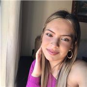 Profesora particular. Me llamo Paula y me encantan los niños y niñas. Soy una persona muy responsable, trabajadora, constante, autoexigente, empática, amable y muy paciente.